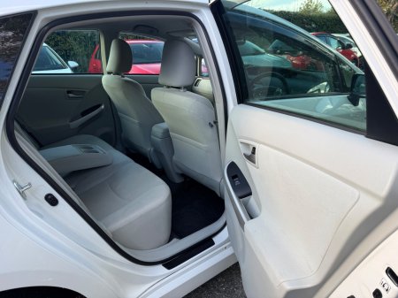2015 Toyota Prius - photo 9