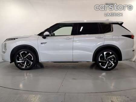 2024 Mitsubishi Outlander - photo 6