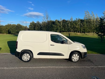 2022 Toyota Proace City - photo 2