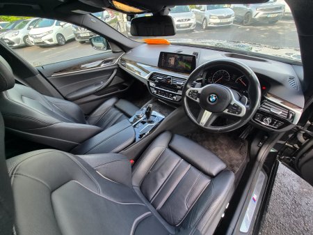 2018 BMW 5-Series - photo 9