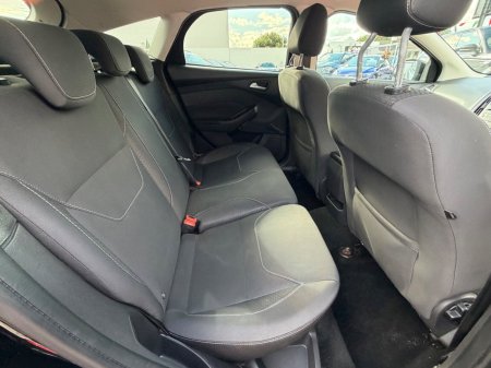 2018 Ford Focus - photo 11