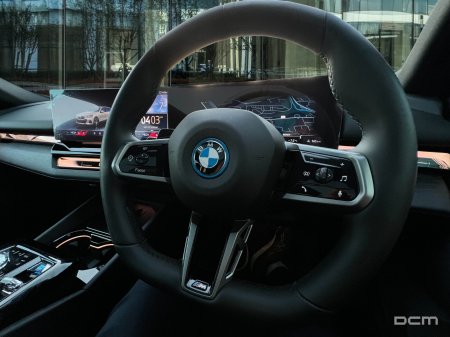2024 BMW i5 - photo 15