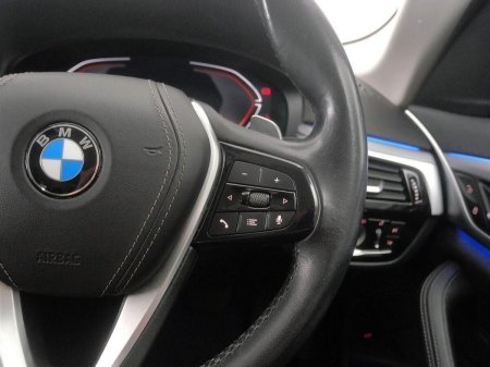 2023 BMW 5-Series - photo 18