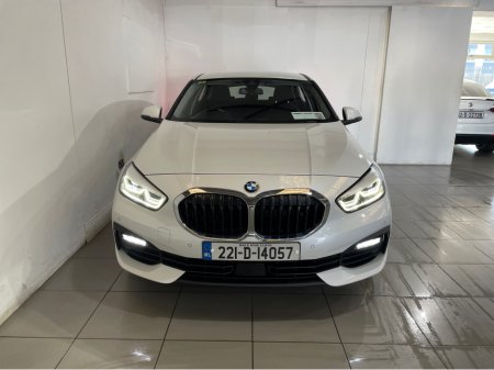 2022 BMW 1-Series - photo 2