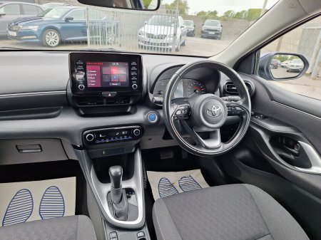2023 Toyota Yaris - photo 24