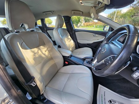 2016 Volvo V40 - photo 21