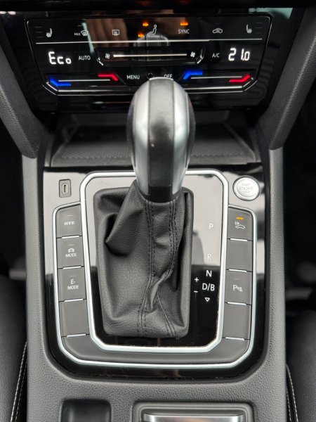 2021 Volkswagen Passat - photo 24