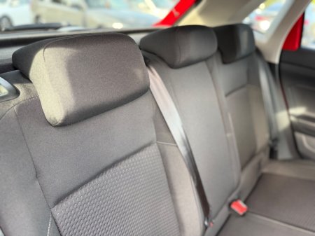 2019 Volkswagen Polo - photo 34