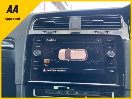 2018 Volkswagen Golf - photo 5