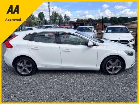 2015 Volvo V40 - photo 2