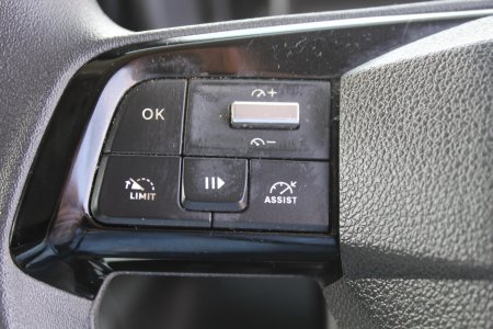 2025 Toyota Proace City - photo 19