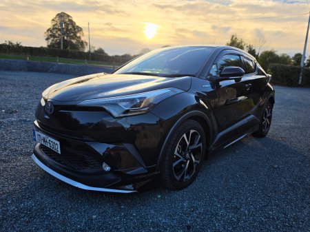 2017 Toyota C-HR - photo 2