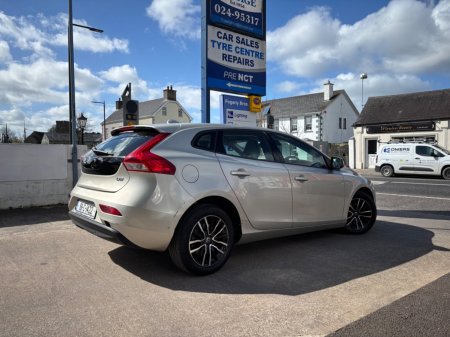 2018 Volvo V40 - photo 4
