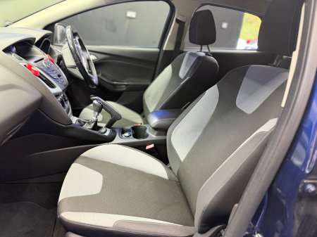 2011 Ford Focus - photo 17