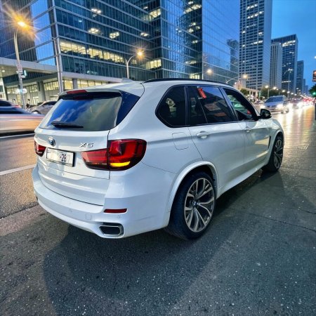 2019 BMW X5 - photo 4