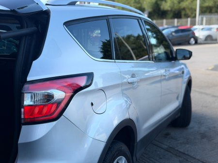 2017 Ford Kuga - photo 10