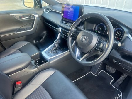 2024 Toyota RAV4 - photo 9