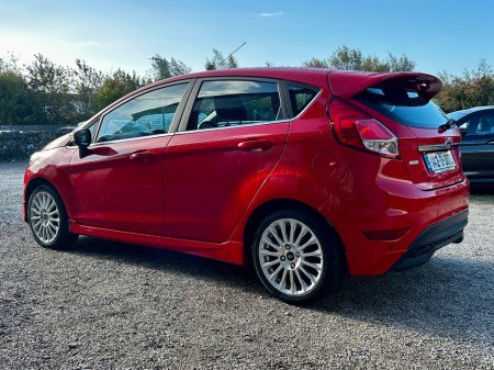 2014 Ford Fiesta - photo 7