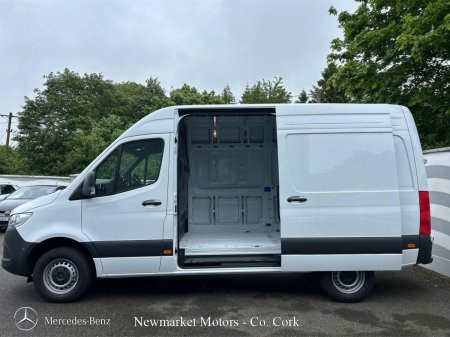 2027 Mercedes-Benz Sprinter - photo 20