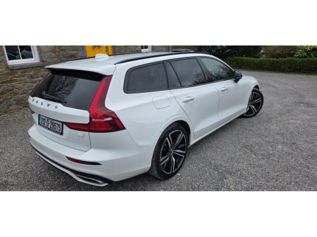 2021 Volvo V60 - photo 5