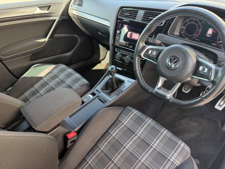 2018 Volkswagen Golf - photo 14