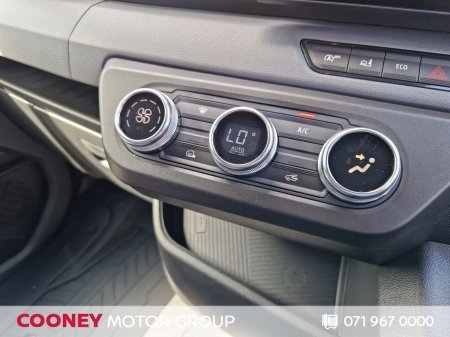 2027 Nissan Interstar - photo 12