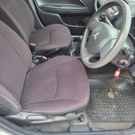 2013 Mitsubishi Mirage - photo 11