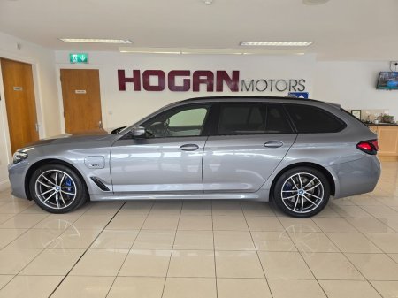 2023 BMW 5-Series - photo 4