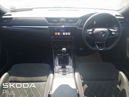 2023 Skoda Superb - photo 2