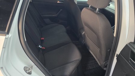 2019 Volkswagen Polo - photo 8