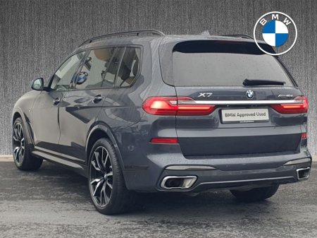 2021 BMW X7 - photo 2