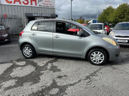 2007 Toyota Vitz - photo 5