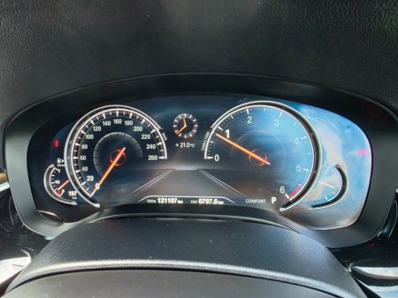 2017 BMW 5-Series - photo 27