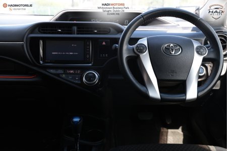 2015 Toyota Aqua - photo 14