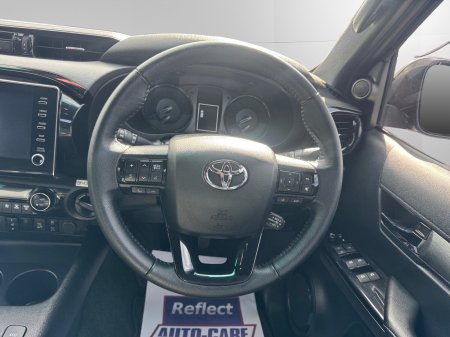 2021 Toyota Hilux - photo 12