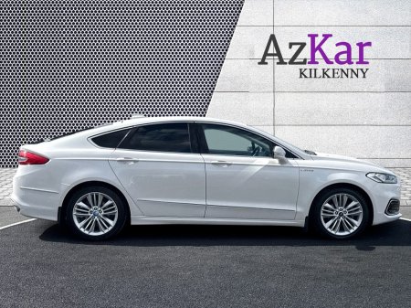 2020 Ford Mondeo - photo 10