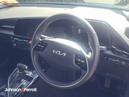 2025 Kia Niro - photo 18