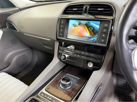 2018 Jaguar F-Pace - photo 14