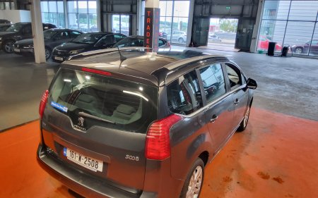 2016 Peugeot 5008 - photo 2