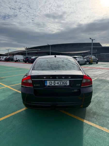2012 Volvo 80 Series - photo 6