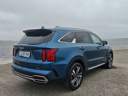 2023 Kia Sorento - photo 8