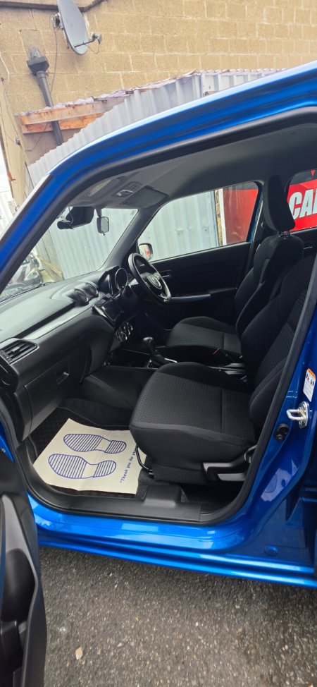 2023 Suzuki Swift - photo 7