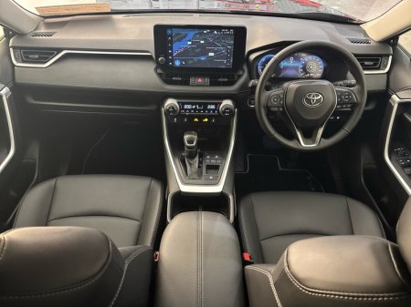 2025 Toyota RAV4 - photo 8