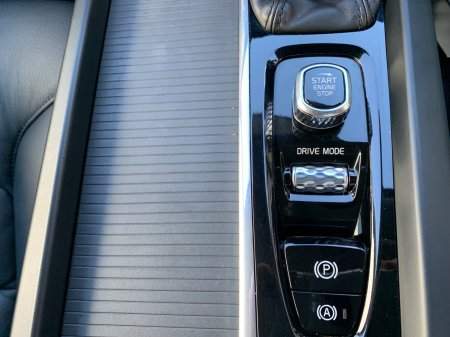 2020 Volvo V60 - photo 27