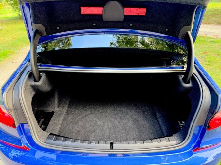 2022 BMW 3-Series - photo 21
