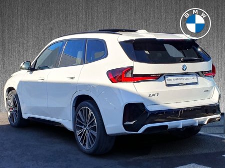 2026 BMW iX1 - photo 2