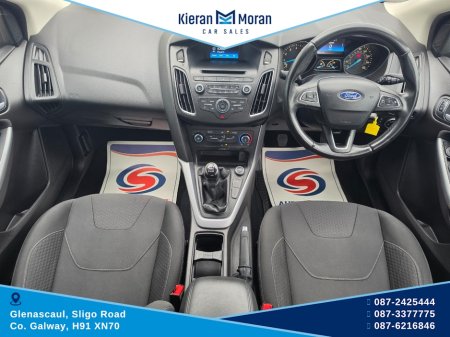 2015 Ford Focus - photo 17