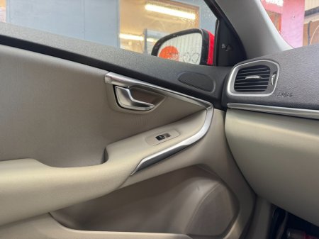 2014 Volvo V40 - photo 14