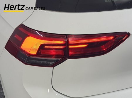 2023 Volkswagen Golf - photo 8
