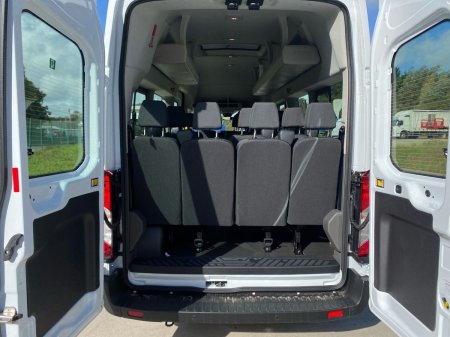 2026 Ford Transit Minibus - photo 9